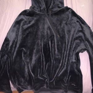 Comfortable DKNY sweatshirt